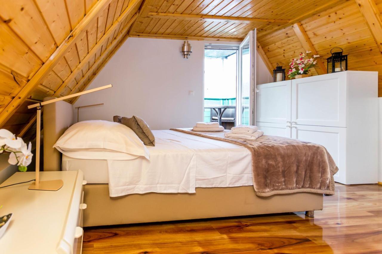Kostanje Holiday House Antique מראה חיצוני תמונה